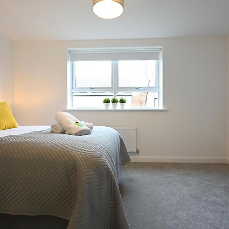 Luxury 4 Bed House With Gated Parking In The Heart Of Birmingham! Apartment Exterior photo