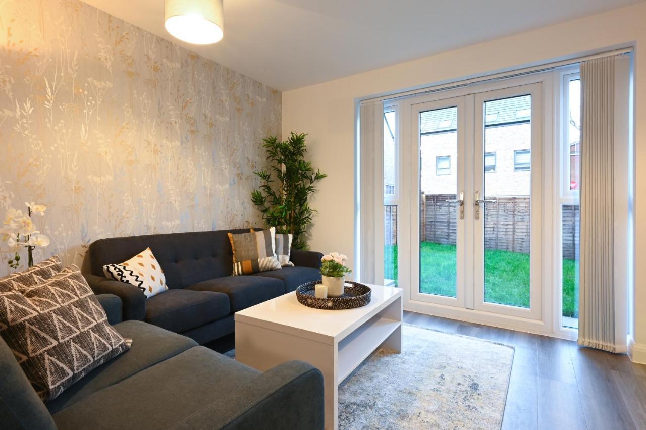 Luxury 4 Bed House With Gated Parking In The Heart Of Birmingham! Apartment Exterior photo