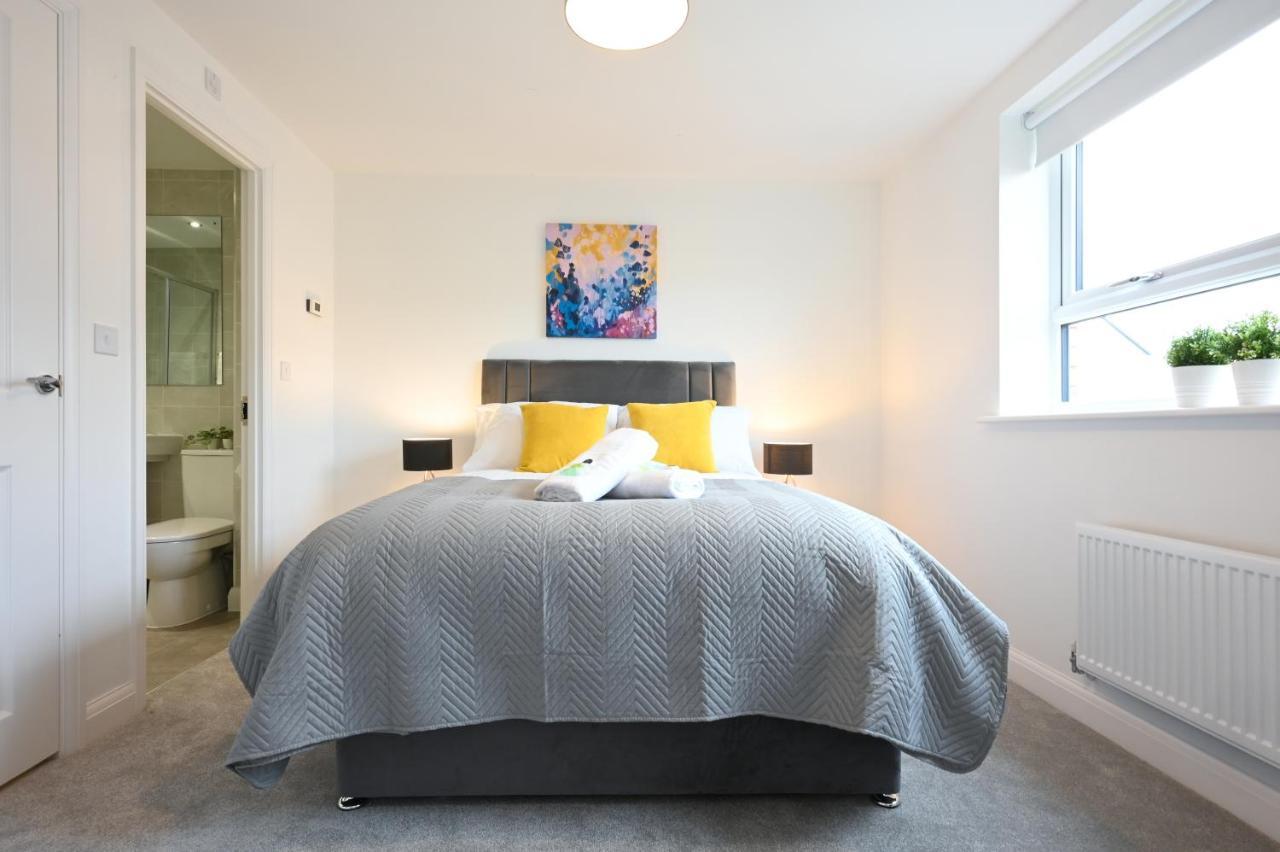 Luxury 4 Bed House With Gated Parking In The Heart Of Birmingham! Apartment Exterior photo