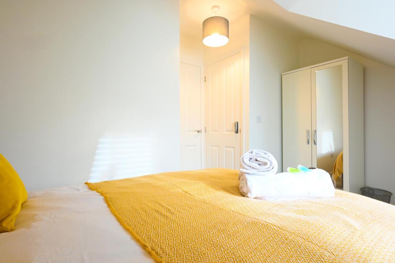 Luxury 4 Bed House With Gated Parking In The Heart Of Birmingham! Apartment Exterior photo